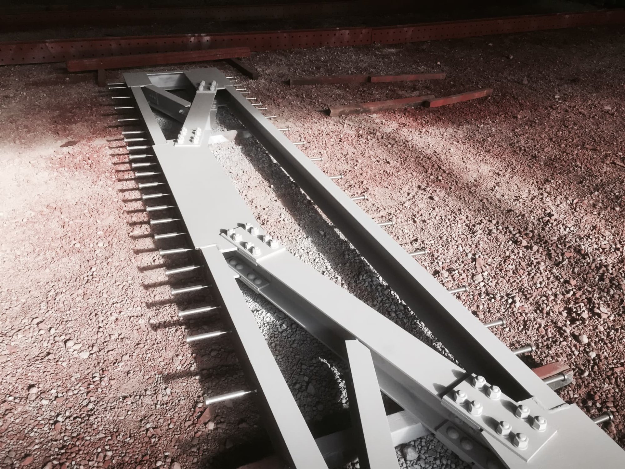 スタッドジベル付き鉄骨梁